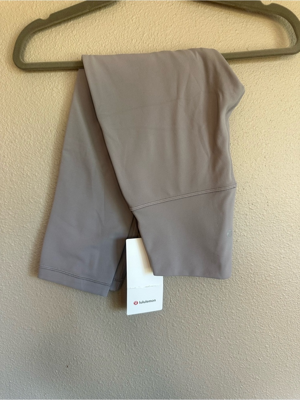 Lululemon align HR Crop 21”, Mauve Grey
